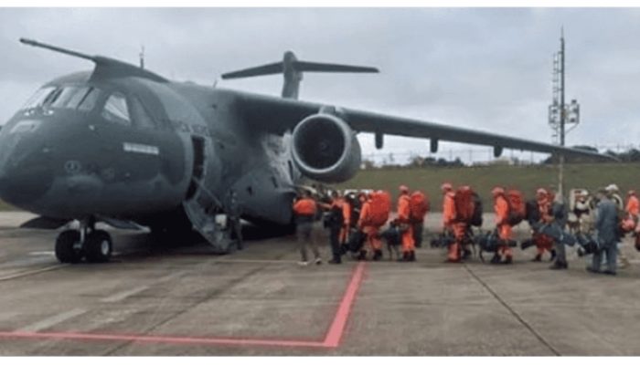2-voo-da-forca-aerea-brasileira-fab-com-a-missao-de-ajuda-humanitaria-destinada-as-vitimas-dos-terremotos--82fa9ef736ae2ecd