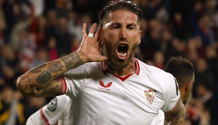 2023-11-29t181301z-1319324593-up1ejbt1eln4e-rtrmadp-3-soccer-champions-sev-psv-report