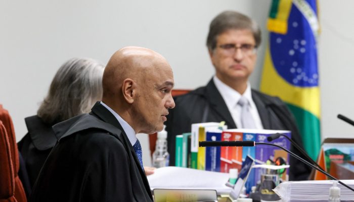 2025-03-25t141052z-25079728-rc2ekda7uzb8-rtrmadp-3-brazil-bolsonaro