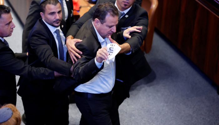 2025-10-13t113502z-1138654547-rc2zaha0efsg-rtrmadp-3-israel-palestinians-trump