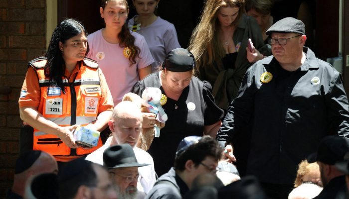 2025-12-18t030257z-891093286-rc2qiiav719i-rtrmadp-3-australia-crime-funeral