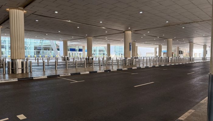 2026-03-02t075515z-866770394-rc26wjajilqy-rtrmadp-3-iran-crisis-airlines-dubai