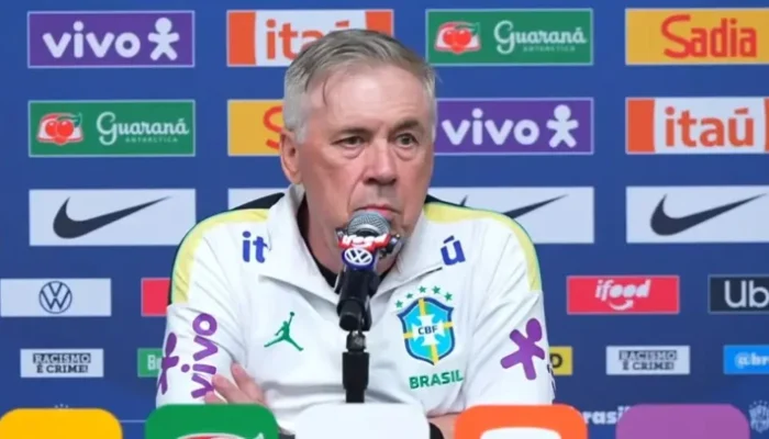 Carlo Ancelotti antes Croacia