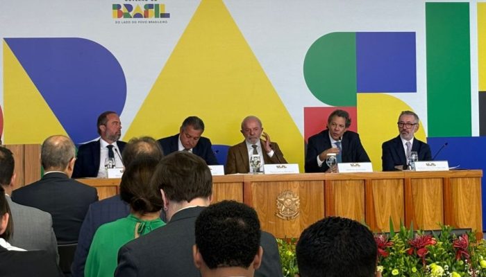 Governo zera pis e confins