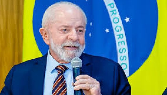 Lula cerimonia antidemocráticos