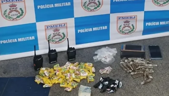 Material-apreendido-pela-Policia-Militar-do-Rio-de-Janeiro