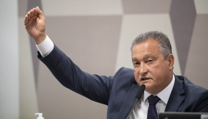 Ministro-Rui-Costa-Casa-Civil-no-Senado-Audie%CC%82ncia-conjunta-das-comisso%CC%83es-de-Meio-Ambiente-de-Infraestrutura-e-de-Desenvolvimento-Regional-12