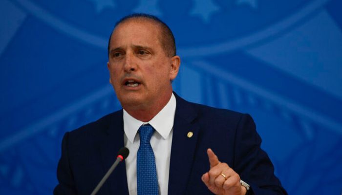 O ministro da Cidadania, Onyx Lorenzoni; participa de coletiva de imprensa no Palácio do Planalto