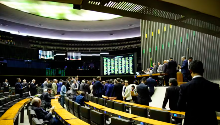 oposicao-aciona-stf-e-pede-a-andre-mendonca-instalacao-de-cpi-para-investigar-banco-master