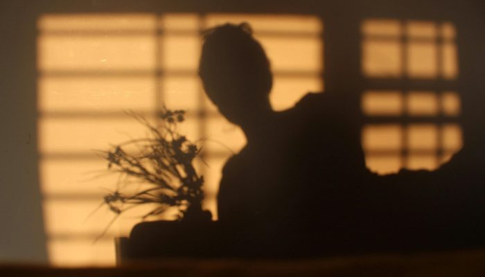 sombra-de-adolescente-foto-navneet-kaur-pexels